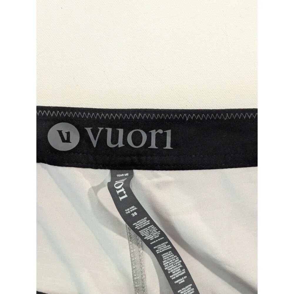 Vuori Cruise Board Short Swim Trunks Men's‎ Size 38 Gray